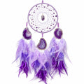 Attrape-rêves violet avec pierres naturelles et plumes légères